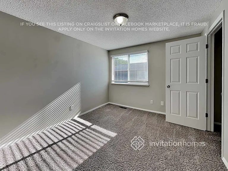 22320 E Princeton Dr — Photo 14