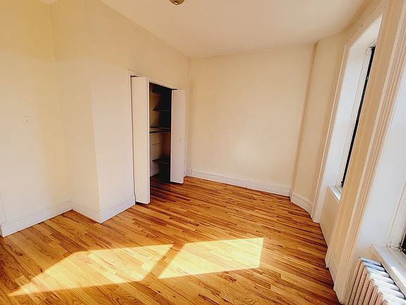 5th image of 621 Metropolitan Ave APT 7