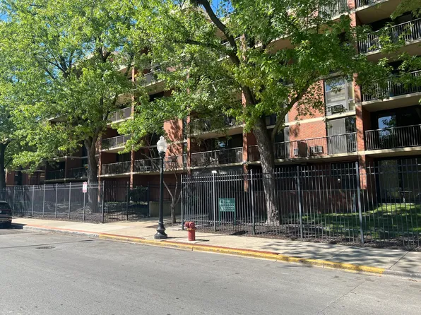 3021 S Michigan Ave Unit 304, Chicago, IL 60616