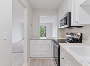 4100 Parklawn Ave APT 118, Edina, MN 55435