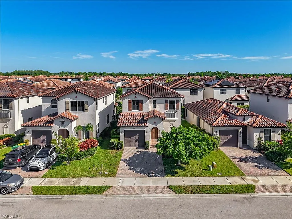 3 bed, 2.5 bath, 1650 sqft, $2,250 — Photo 4