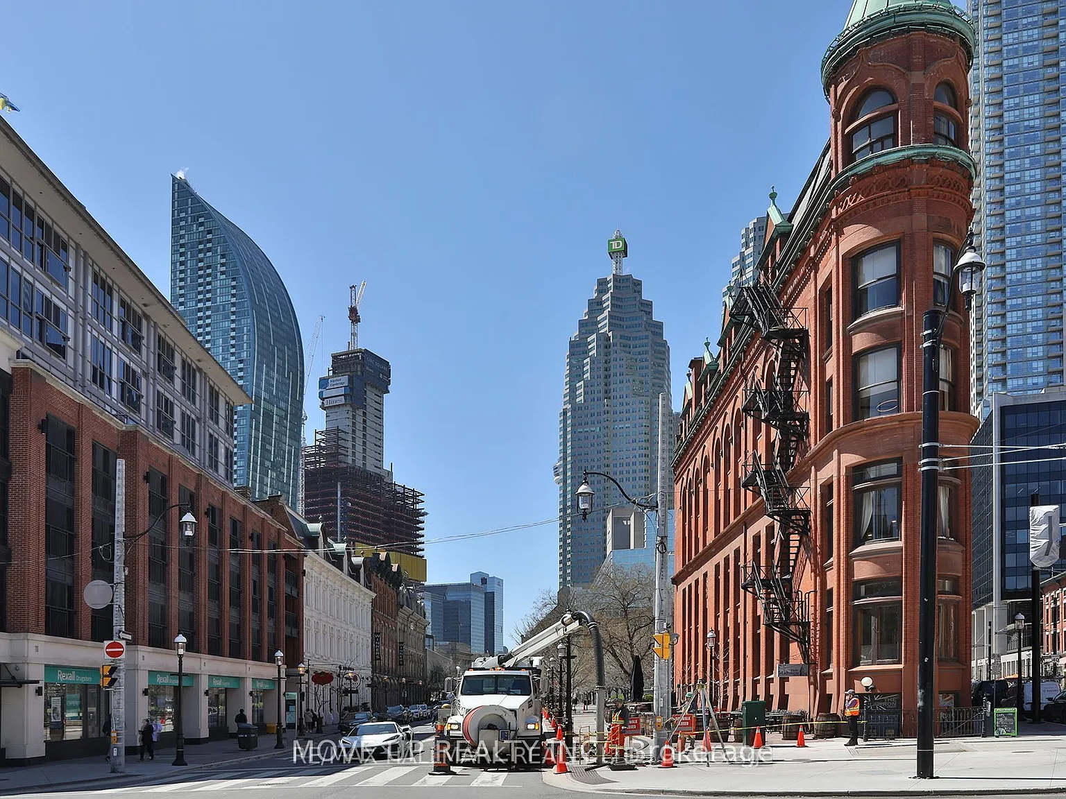 2 bed, $6,000 — Photo 1