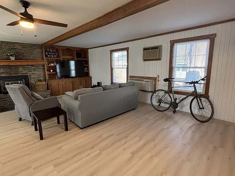 516 Mound Ct #2 — Photo 3