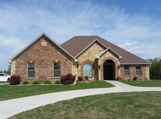 110 Lindsay Ln, Madill, OK 73446