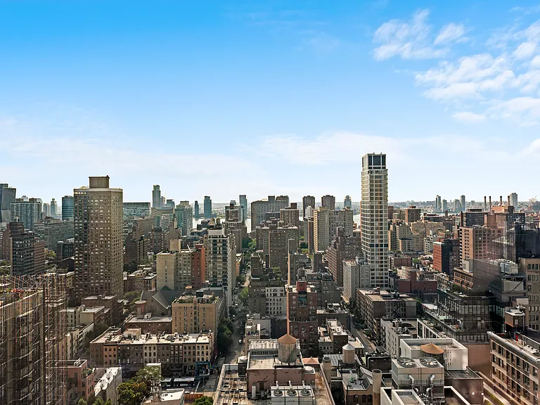 400 Park Ave S #28C — Photo 6