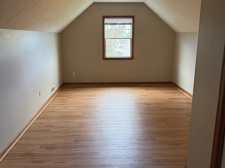 1560 Buttercup Dr — Photo 17