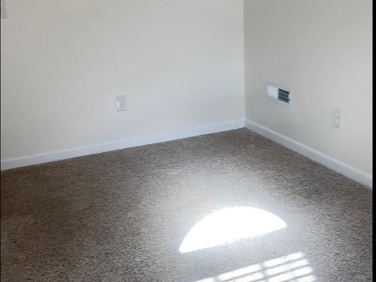 104 Elizabeth Darby Ln #1 — Photo 11