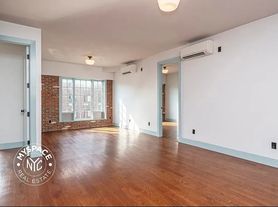 210 Putnam Ave, Brooklyn, NY