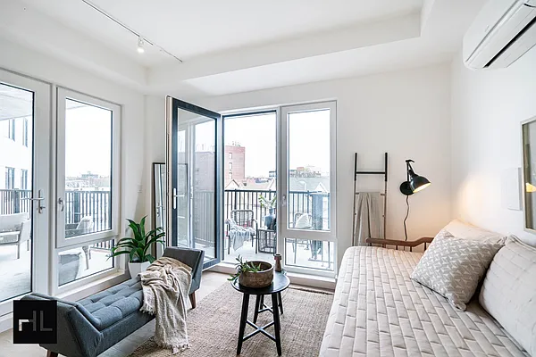 Rented by Highline Residential | media 4