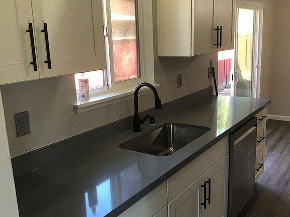 4th image of 5705 E Swan Creek Dr