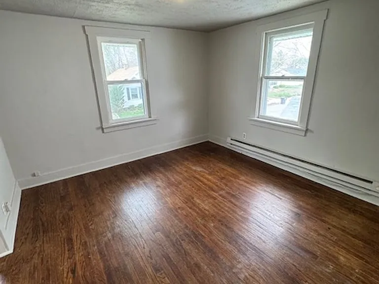 1516 Bayer Ave — Photo 4