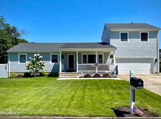 1842 Serpentine Dr, Forked River, NJ 08731
