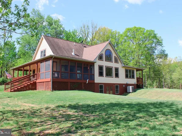 224 Oates Rd, Star Tannery, VA 22654