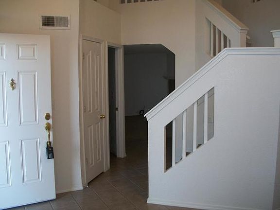 3rd image of 3300 Tierra Jazmin Ln