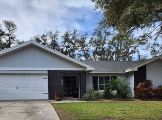 43 Pinewood Cir, Safety Harbor, FL 34695
