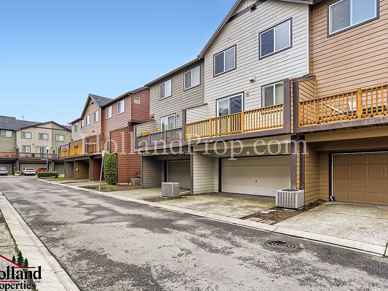 4815 SE Teakwood St — Photo 28