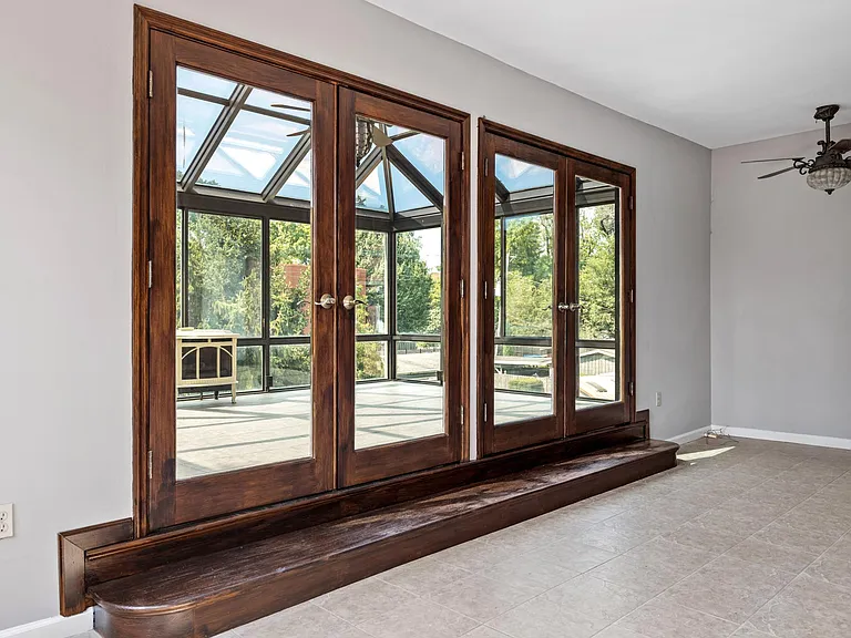 4330 W Pine Blvd — Photo 39