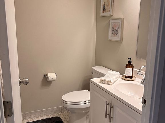 4th image of 121 Trudelle St #706