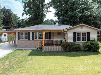 116 Thornbird Ave, Hendersonville, NC, 28792