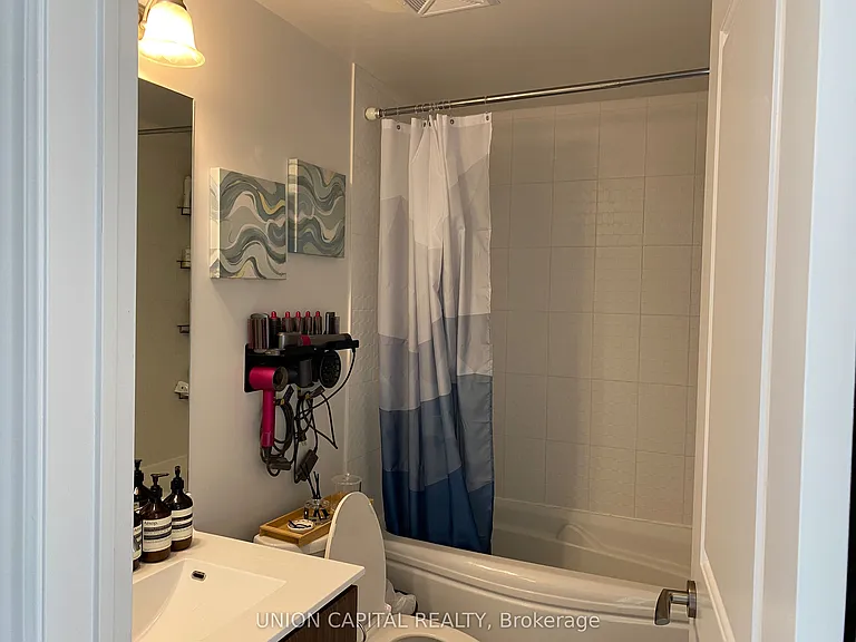 38 Cedarland Dr #1010 — Photo 4