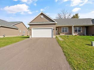 8188 Rachel Ct, Baldwinsville, NY 13027