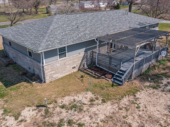 2nd image of 130 Greenview Rd