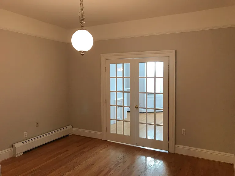 342 Pavonia Ave #1 — Photo 9