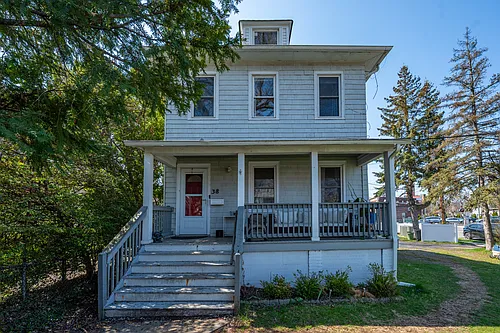 38 Claremont Ave Photo 1