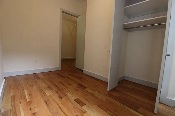 Rented by EXR | media 8