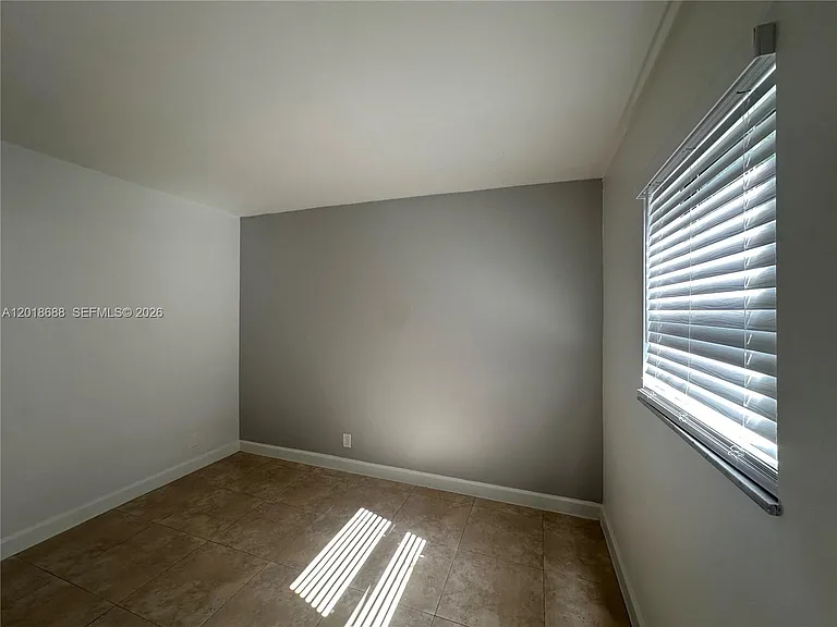 2705 NE 9th Ave #203 — Photo 21