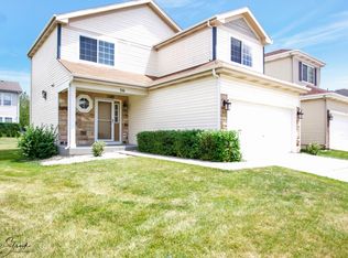 316 Waterbury Cir, Oswego, IL