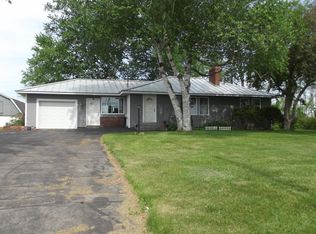 225 Skowhegan, Fairfield, ME 04937