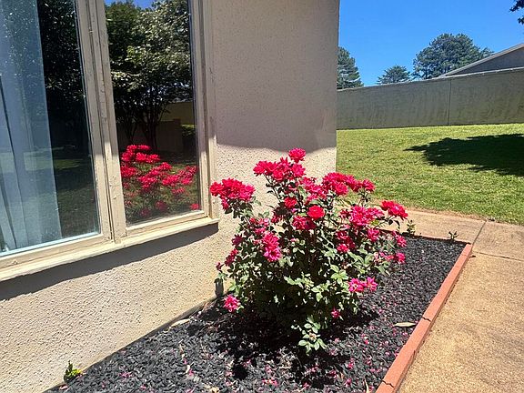 4th image of 2136 Vaden Village Dr