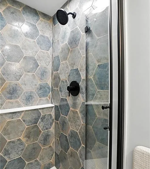 108 Napoleon Dr — Photo 29
