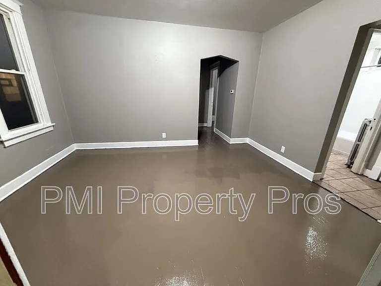 1560A S 7th St #UPPER REAR — Photo 1