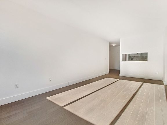 3rd image of 108 E 96th St APT 8F