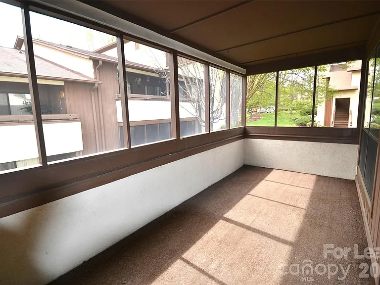 7124 Winery Ln — Photo 28