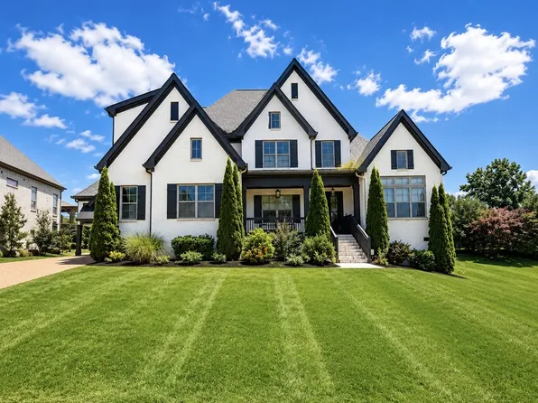 220 Rock Cress Rd, Nolensville, TN 37135