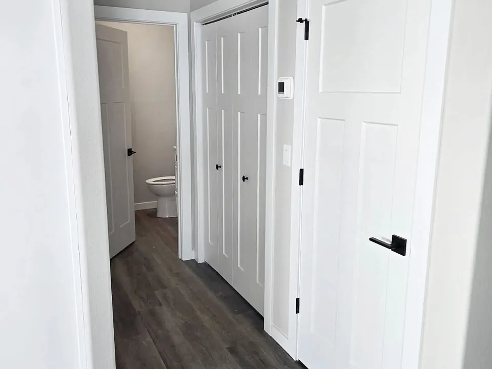 Step into luxury at Paradise Valley Townhomes, where spacious layouts and modern finishes create an inviting retreat. Enjoy convenient access to local amenities and a vibrant community atmosphere. Schedule your tour today!