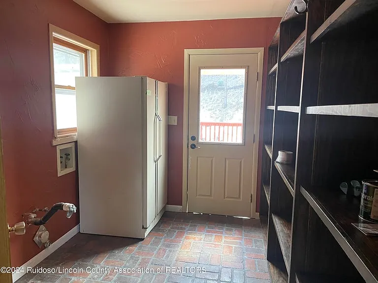 109 Snowcap Dr — Photo 11