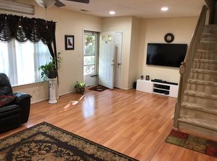 56 Sassafras Ct, North Brunswick, NJ 08902