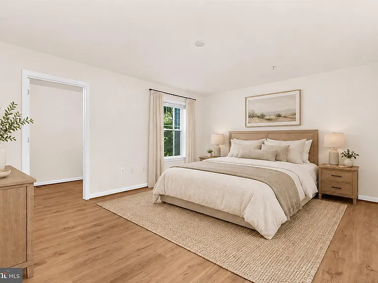 1102 Thomas Trl — Photo 2