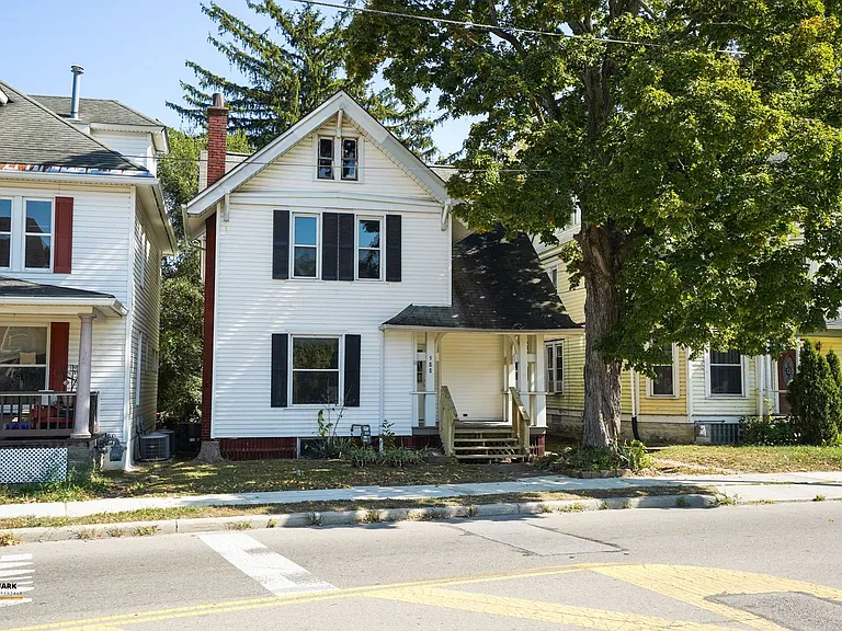 588 Mount Vernon Rd — Photo 32