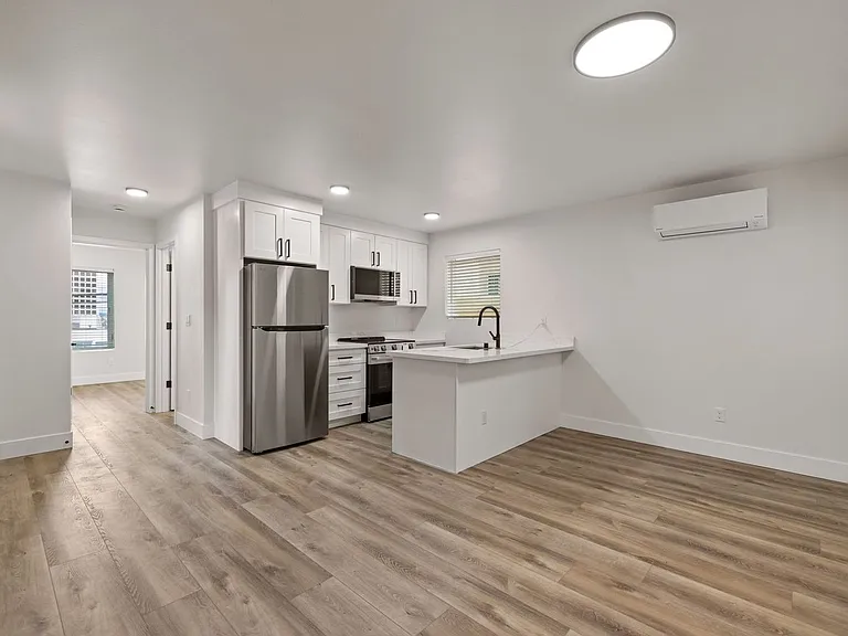 1129 Fawcett Ave #C — Photo 8