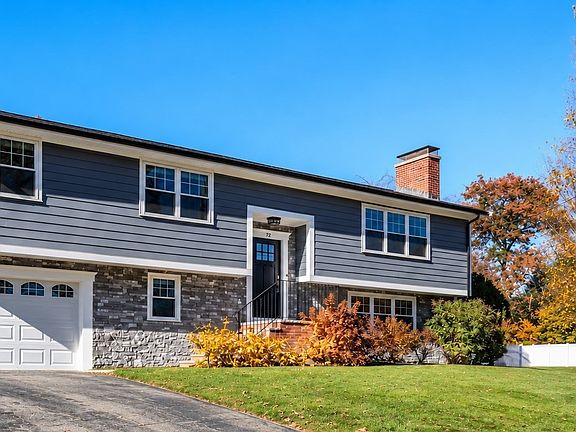 2nd image of 72 Yarmouth Rd