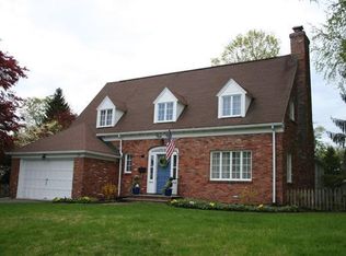 55 Stoneham Rd, Rochester, NY 14625