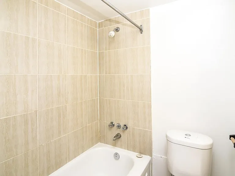 16 Tremont Dr — Photo 16