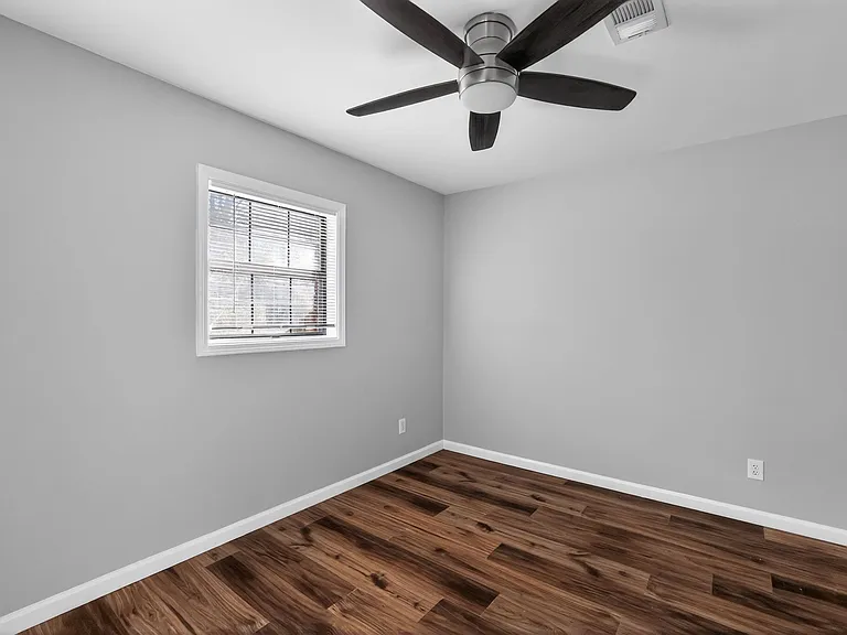 3681 Lynn Dr — Photo 16