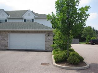 135 Sand Ct UNIT 13/SUITE 1, Akron, OH 44333