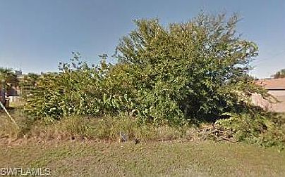 1st image of 1216 Eclat St E